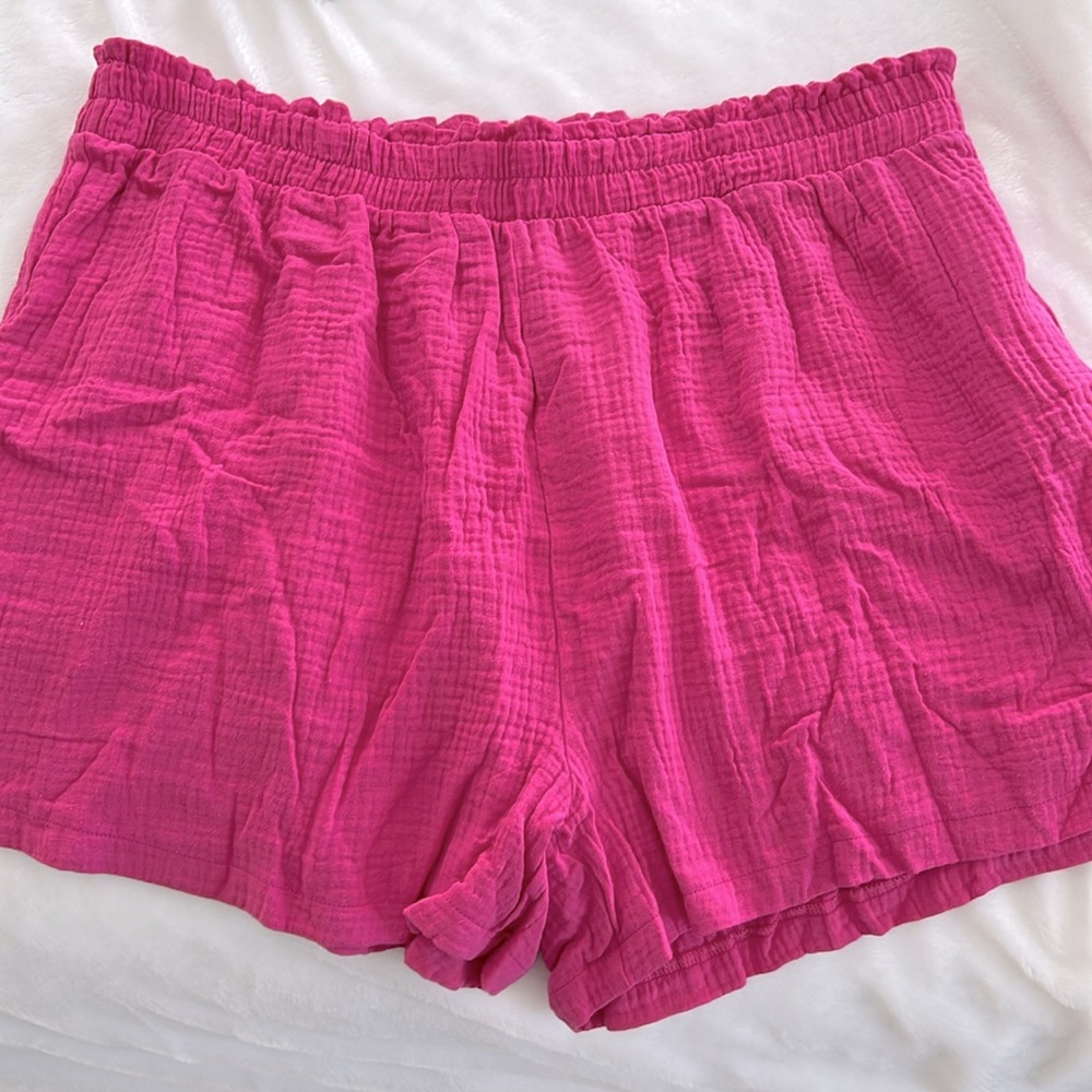 Textured pink 100% cotton shorts, size 2X and 3X